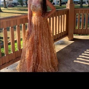 Prom dress